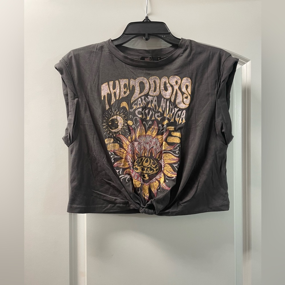 M Printed Hem Knotted Short Sleeve T-Shirt and XS Leopard Drawstring Slit Skirt